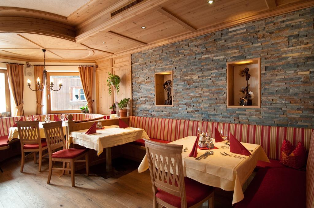 Gasthof Alpenblick Tobadill Dış mekan fotoğraf